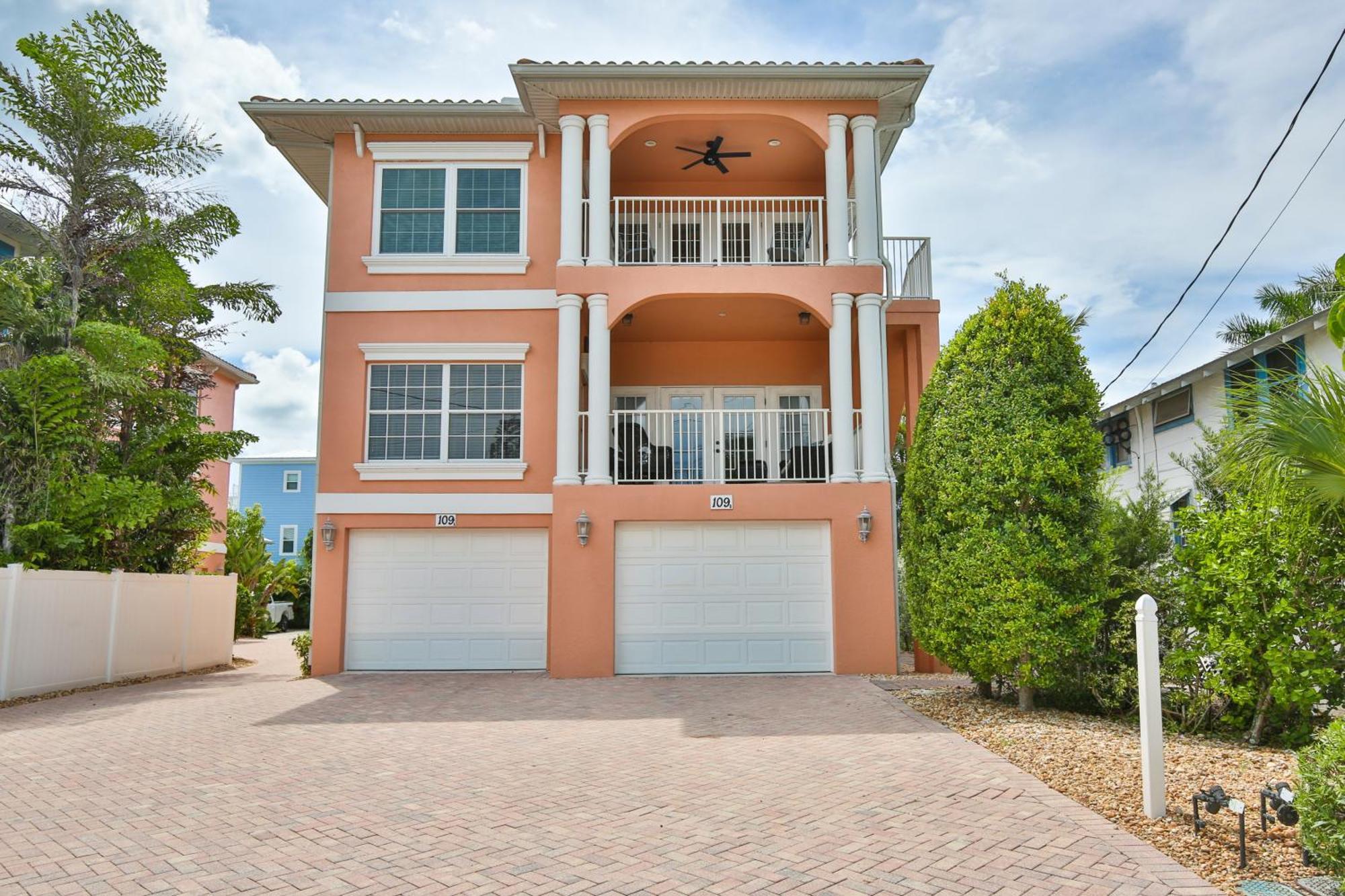 Hibiscus Hideaway B - Top Floor Unit Bradenton Beach Exterior photo
