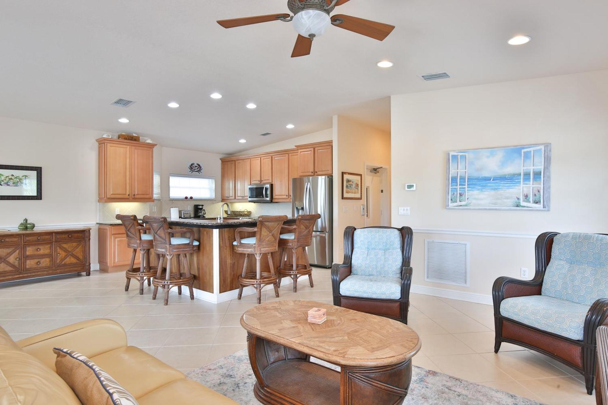 Hibiscus Hideaway B - Top Floor Unit Bradenton Beach Exterior photo